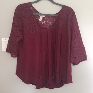 Lace Detail Maroon flowy top